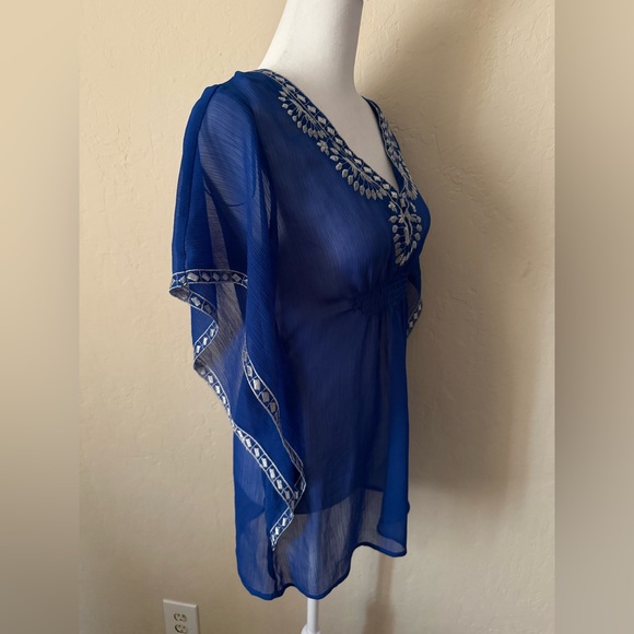 Sheer Blouse coverup - Picture 3 of 6